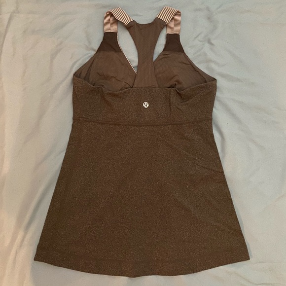 Lululemon tank top V-Neck Breath Deep Racerback - Picture 2 of 5
